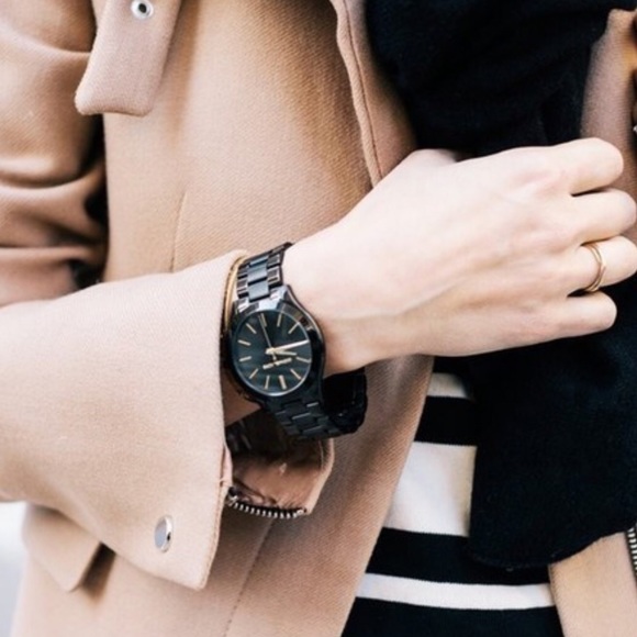 Michael Kors Accessories - ✨Stunning Slim Runway Watch✨